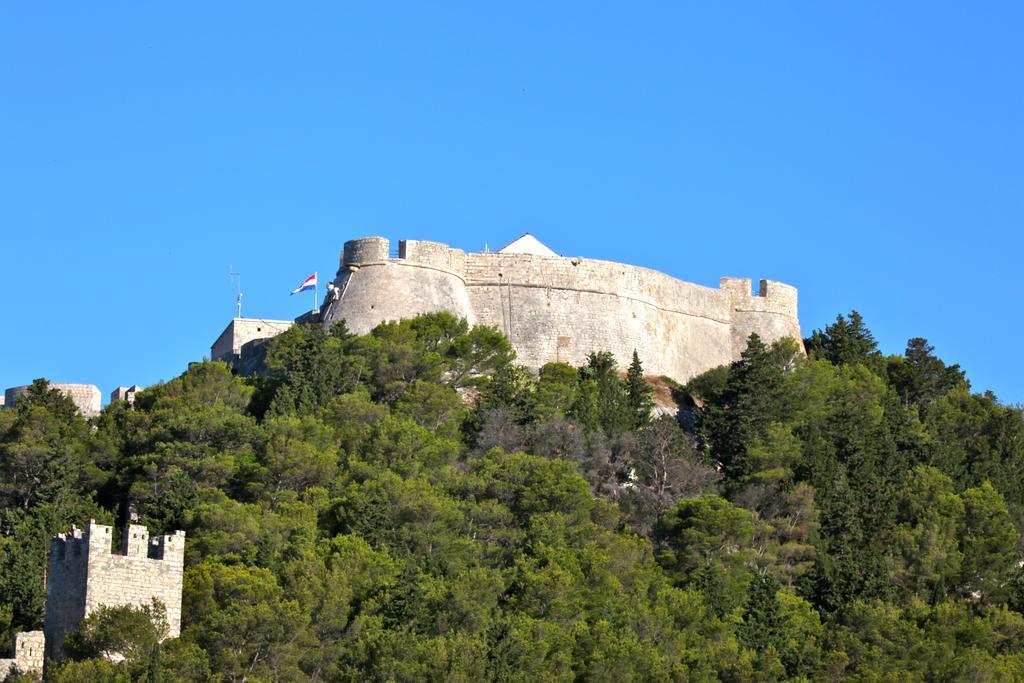 חוואר Villa Fora Hvar מראה חיצוני תמונה